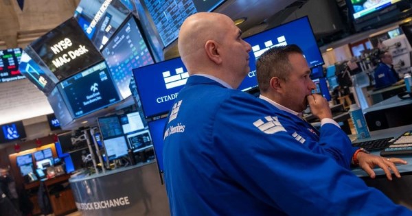 Nhận định chứng khoán 26/6: VN-Index tìm điểm cân bằng sau phiên giảm