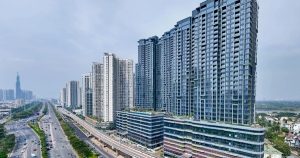 Bất động sản phân hóa mạnh, dòng tiền thận trọng hơn