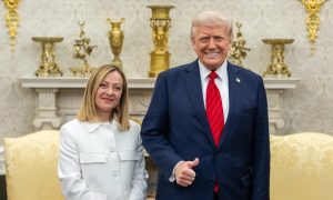 Ông Trump và nữ Thủ tướng Italy khẩu chiến trên mạng xã hội