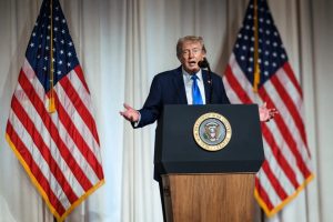 Ông Trump tuyên bố Iran sẽ phải trả giá vì kéo dài đàm phán