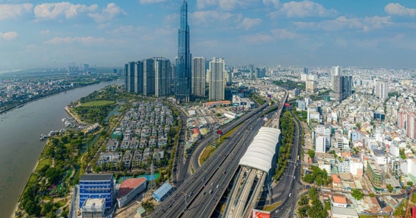 Chính phủ đặt mục tiêu tăng trưởng GDP 11,9% trong 6 tháng cuối năm