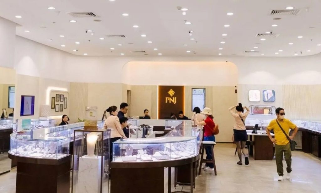 PNJ lỗ kỷ lục vì trích lập dự phòng mua lại kim cương缩略图 PNJ lỗ kỷ lục vì trích lập dự phòng mua lại kim cương