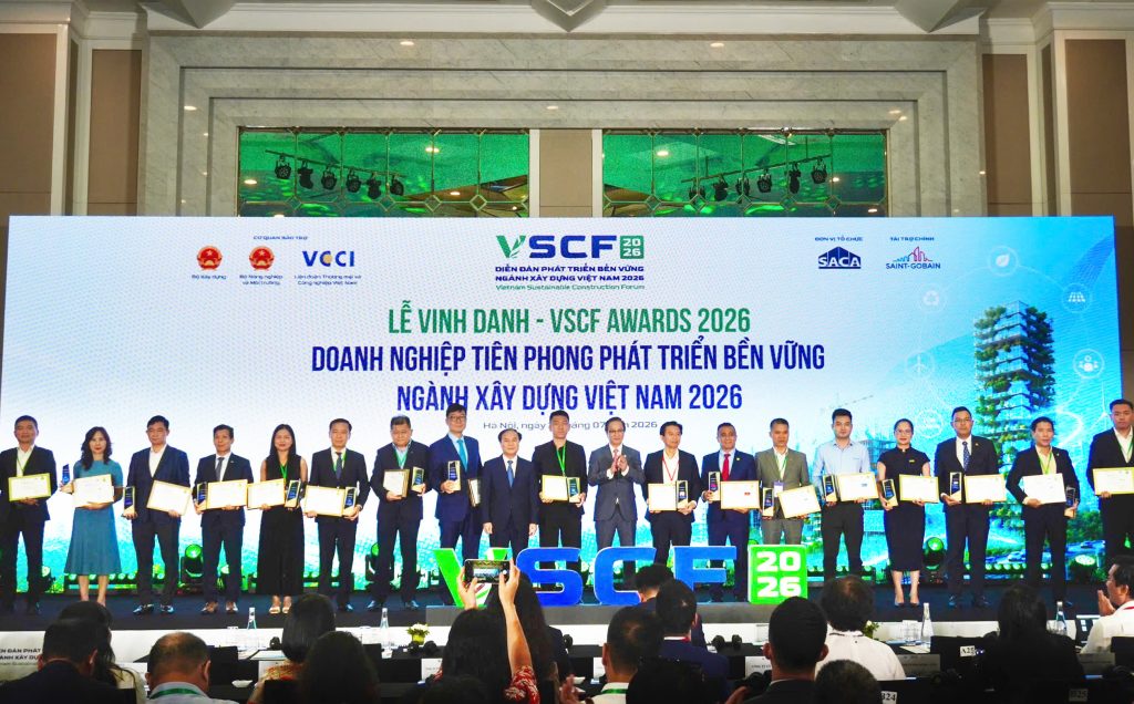 Phú Mỹ Hưng được vinh danh ‘Doanh nghiệp tiên phong phát triển bền vững ngành xây dựng’