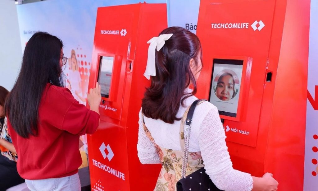 Techcombank góp thêm 2 400 tỷ đồng vào Techcom Life