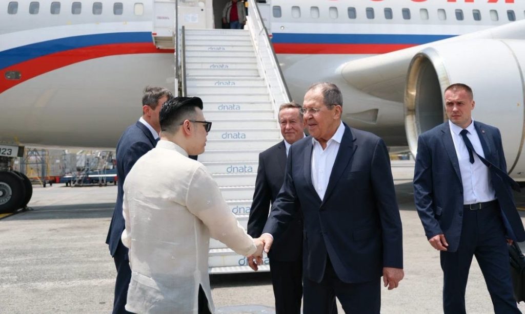 Ngoại trưởng Nga đến Philippines dự Hội nghị Bộ trưởng Ngoại giao ASEAN缩略图 Ngoại trưởng Nga đến Philippines dự Hội nghị Bộ trưởng Ngoại giao ASEAN