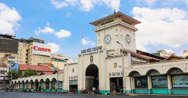 Cuộc chiến cho vay ở chợ truyền thống thêm nóng
