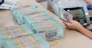 Ngân hàng hút nhiều tiền gửi nhất đang trả lãi suất huy động bao nhiêu trong tháng 7?