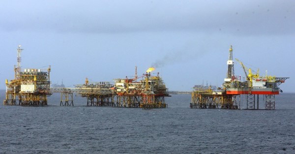 'Lá chắn' an ninh năng lượng quốc gia không thể chỉ dựa vào dự trữ xăng dầu