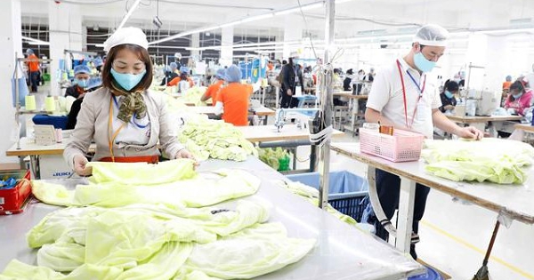 Mỹ áp thuế bổ sung: Doanh nghiệp dệt may chịu áp lực thúc đẩy tái cơ cấu
