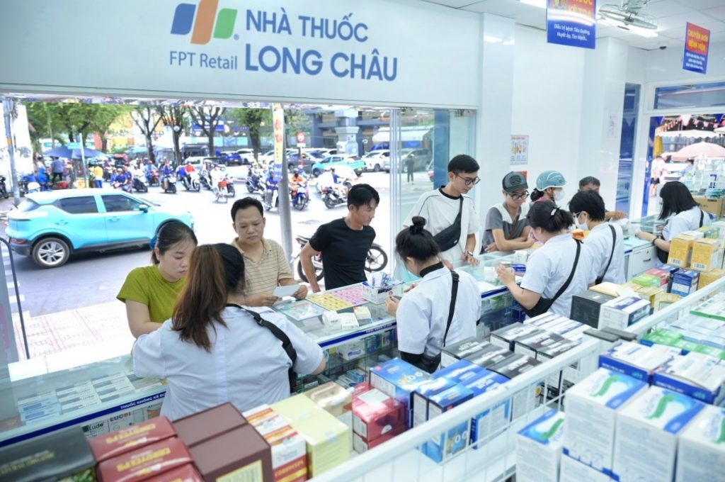 FPT Retail lãi quý kỷ lục chuỗi nhà thuốc cán mốc hơn 2 600 cửa hàng