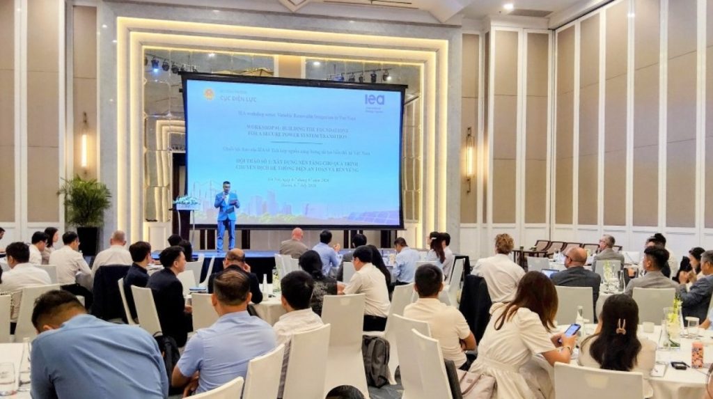 IEA hỗ trợ Việt Nam tìm lời giải cho bài toán tích hợp năng lượng tái tạo