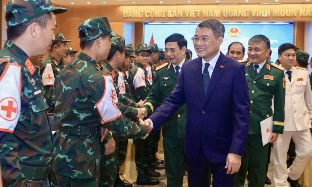 Thủ tướng Xây dựng lực lượng cứu nạn cứu hộ quốc tế tinh nhuệ chuyên nghiệp