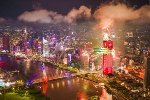 Saigon Marina IFC thắp sáng bầu trời đêm 2 7