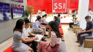 Cuộc rượt đuổi giành vị trí ngôi vương vốn điều lệ giữa SSI và TCBS