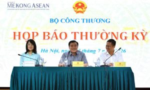 Thương mại nửa đầu năm 2026 lần đầu vượt mốc 500 tỷ USD