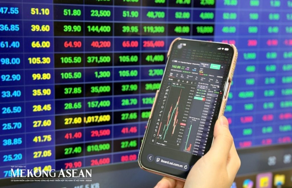 VN30 có thêm một mã ngành chứng khoán và một mã ngành tiêu dùng