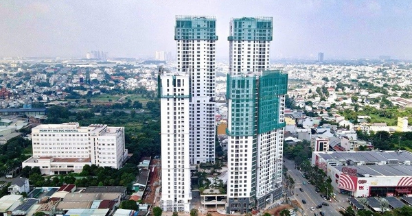 Giá nhà TP HCM leo cao: Giới trung lưu giải bài toán 'mua được' ra sao?