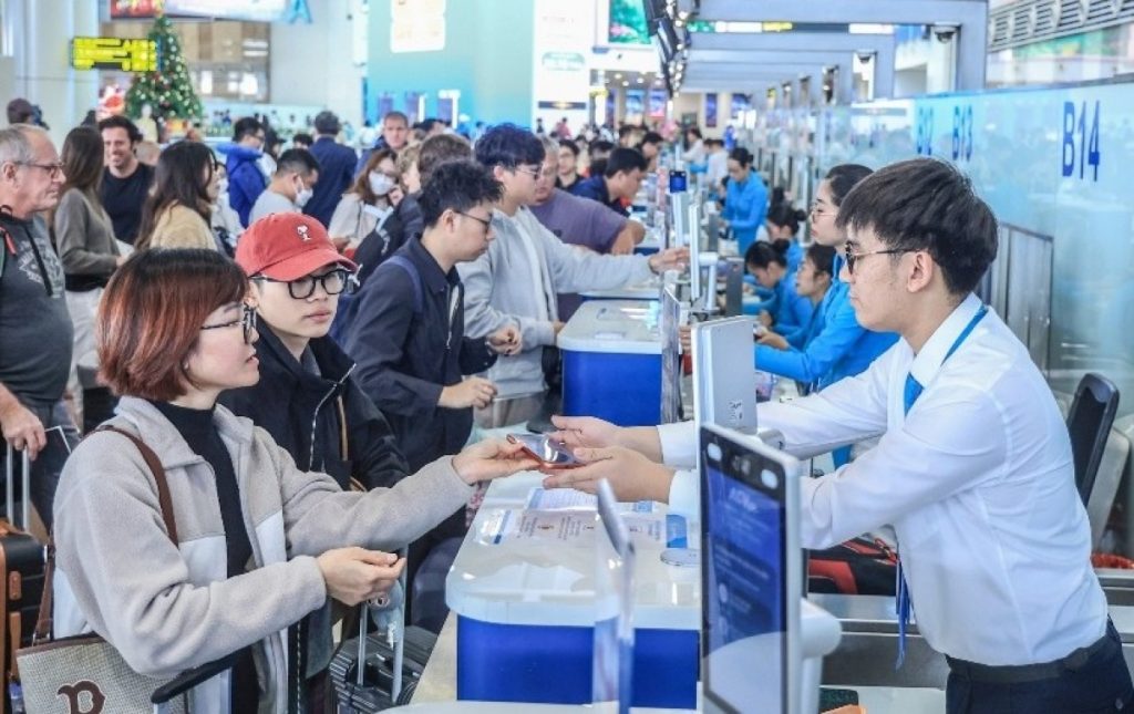 Siết an toàn hàng không kiểm soát giá vé máy bay dịp Quốc khánh 2 9