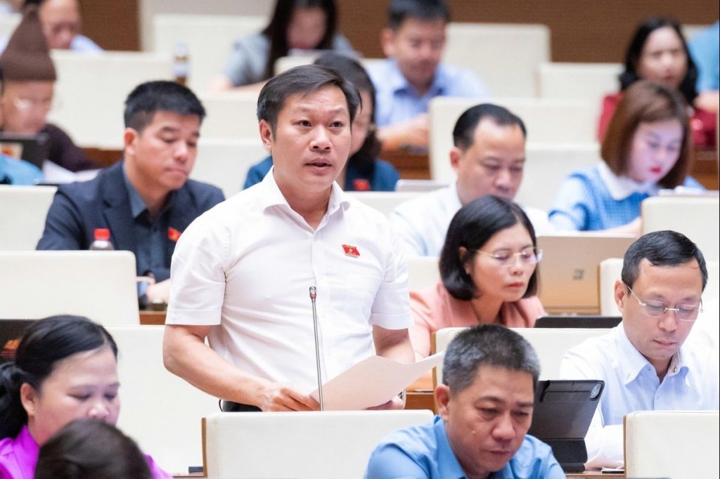 Đề xuất ưu tiên bố trí nguồn lực ngân sách cho chính sách tiền lương缩略图 Đề xuất ưu tiên bố trí nguồn lực ngân sách cho chính sách tiền lương