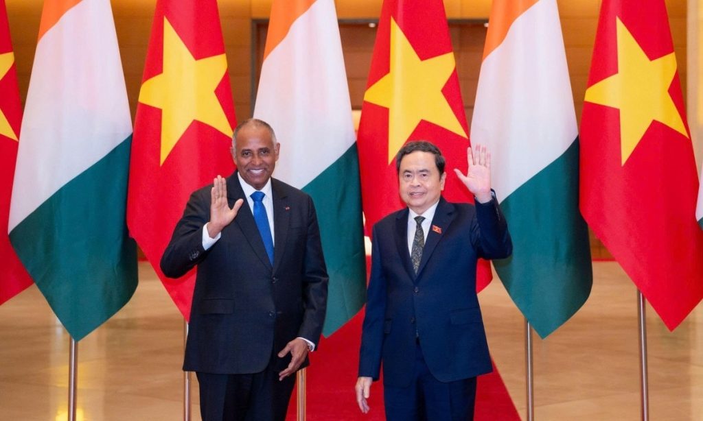 Hướng tới kim ngạch thương mại Việt Nam Bờ Biển Ngà đạt 3 5 tỷ USD缩略图 Hướng tới kim ngạch thương mại Việt Nam Bờ Biển Ngà đạt 3 5 tỷ USD