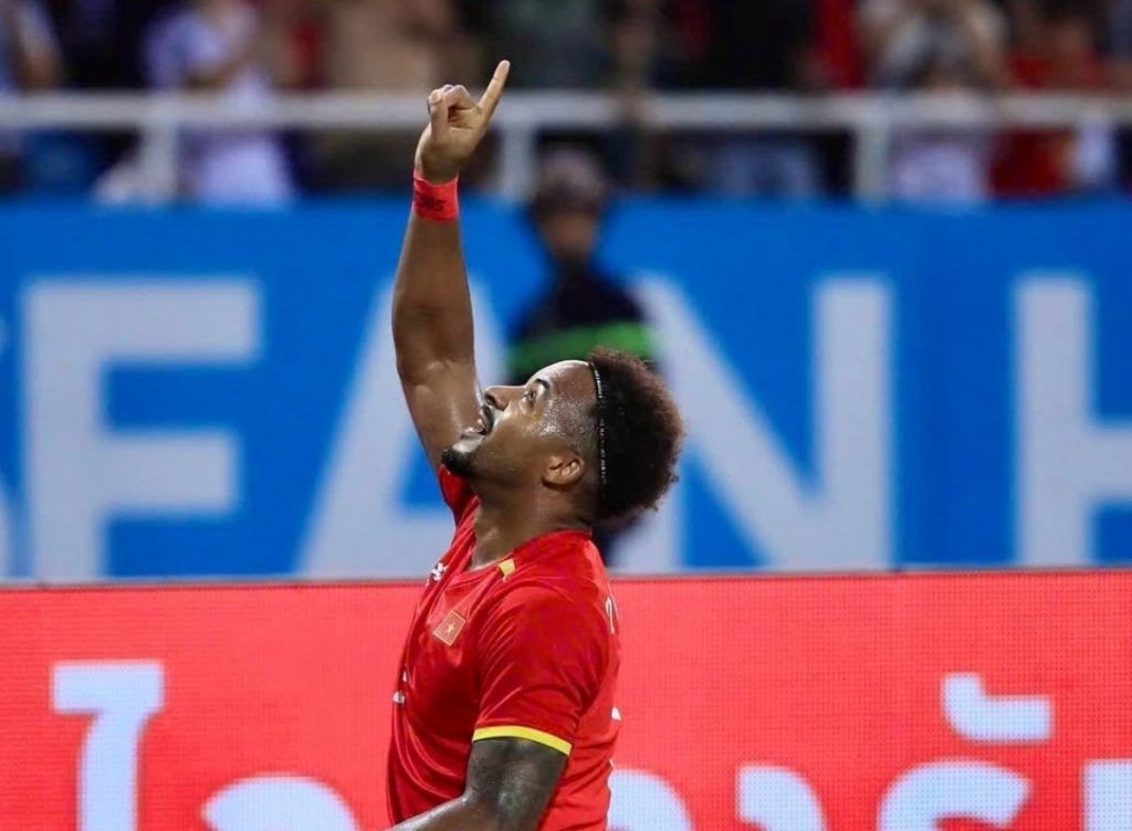 Xuân Son lập cú đúp Việt Nam vào Chung kết ASEAN Cup