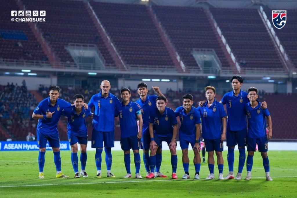 Thái Lan loại Singapore tiến vào Chung kết ASEAN Cup