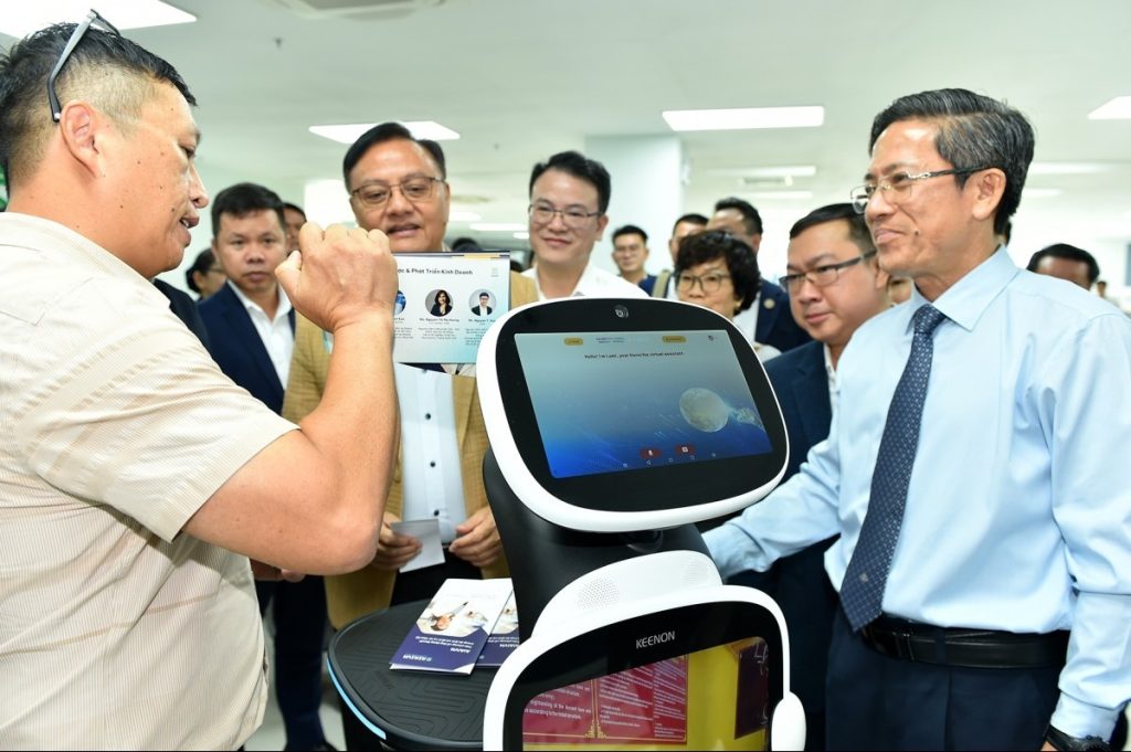 Việt Nam Lào Mở rộng không gian hợp tác trong chuyển đổi số bán dẫn và AI