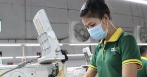 Giảm thuế thu nhập doanh nghiệp: Trợ lực tài chính gắn với yêu cầu hoàn thiện thể chế