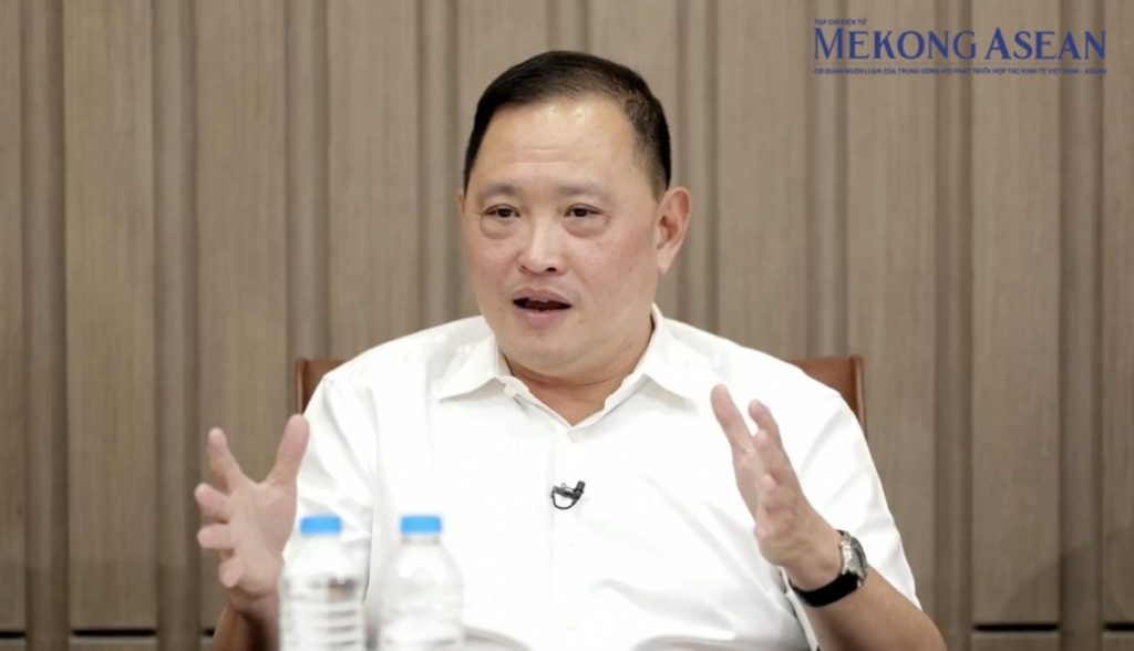 Chủ tịch Phát Đạt chi hơn 200 tỷ đồng mua cổ phiếu