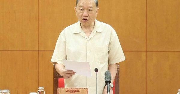 Tổng Bí thư, Chủ tịch nước: Làm rõ trách nhiệm khi dự án chậm tiến độ, đội vốn