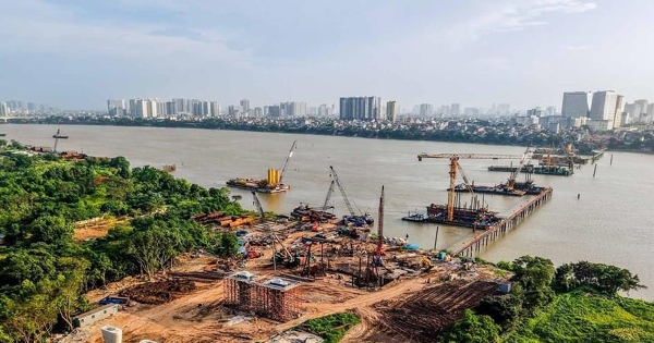 Hà Nội siết tiến độ 7 dự án cầu vượt sông Hồng