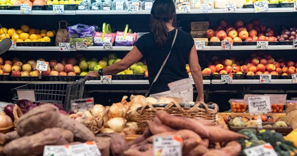 Lạm phát Mỹ đúng như dự báo, Fed có thêm lý do để giữ nguyên lãi suất