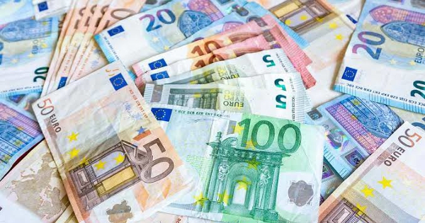 Tỷ giá euro ngày 29/8: Thị trường tiếp tục giảm sâu