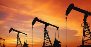 Giá dầu tăng hơn 3% khi căng thẳng Mỹ - Iran leo thang