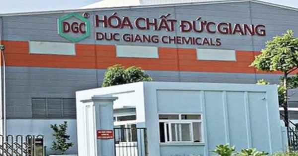 Hoá chất Đức Giang công bố hai ứng viên HĐQT, cổ phiếu DGC tăng trần
