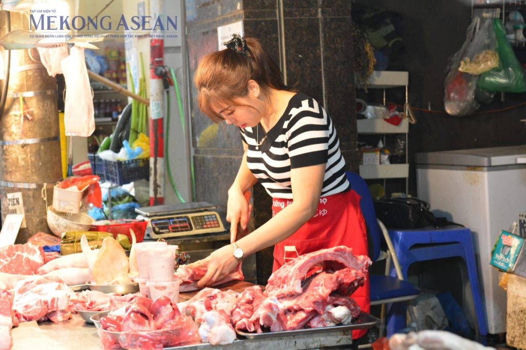FAO Chỉ số giá thịt lợn thế giới giảm tháng thứ 3 liên tiếp