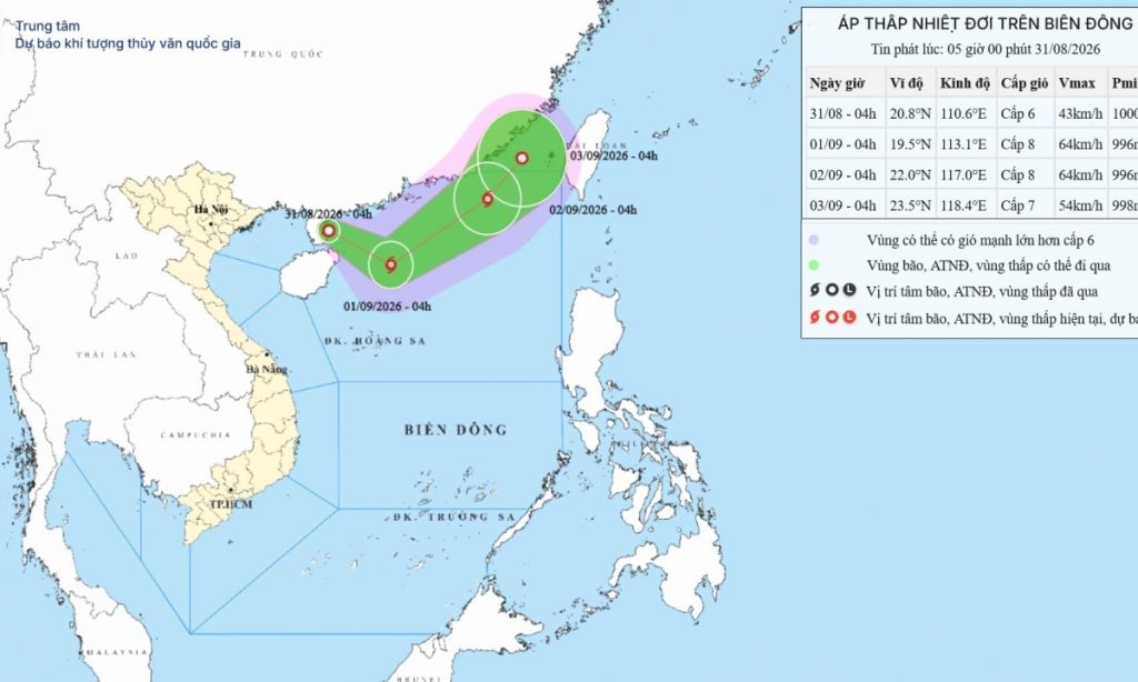Áp thấp nhiệt đới trên Biển Đông dự báo mạnh lên thành bão trong 24 giờ tới