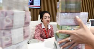 VIS Rating: Rủi ro tài sản lan rộng sang nhiều ngân hàng khi chi phí lãi vay cao