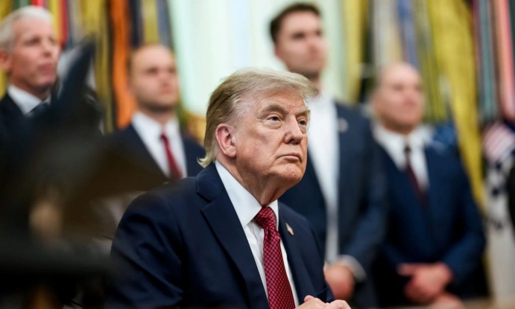 Ông Trump hủy kế hoạch tấn công lớn chưa từng thấy vào Iran