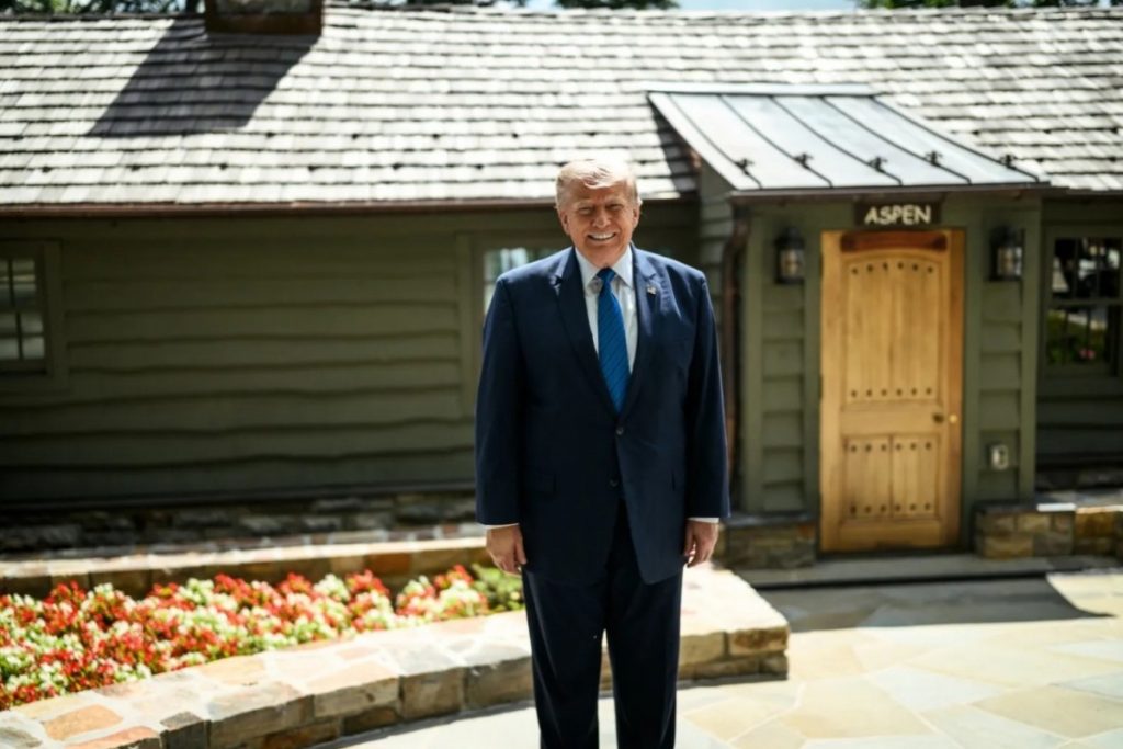 Ông Trump ra tối hậu thư nói Iran chỉ còn cơ hội cuối