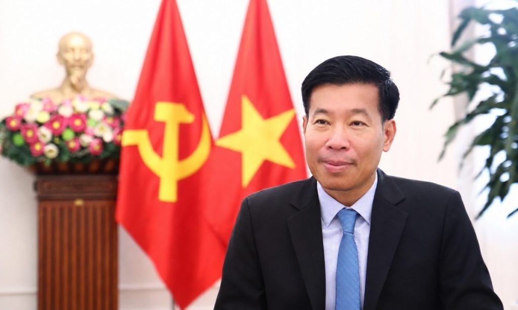 Bước phát triển mới về chất trong quan hệ giữa hai Đảng hai nước Việt Nam Singapore