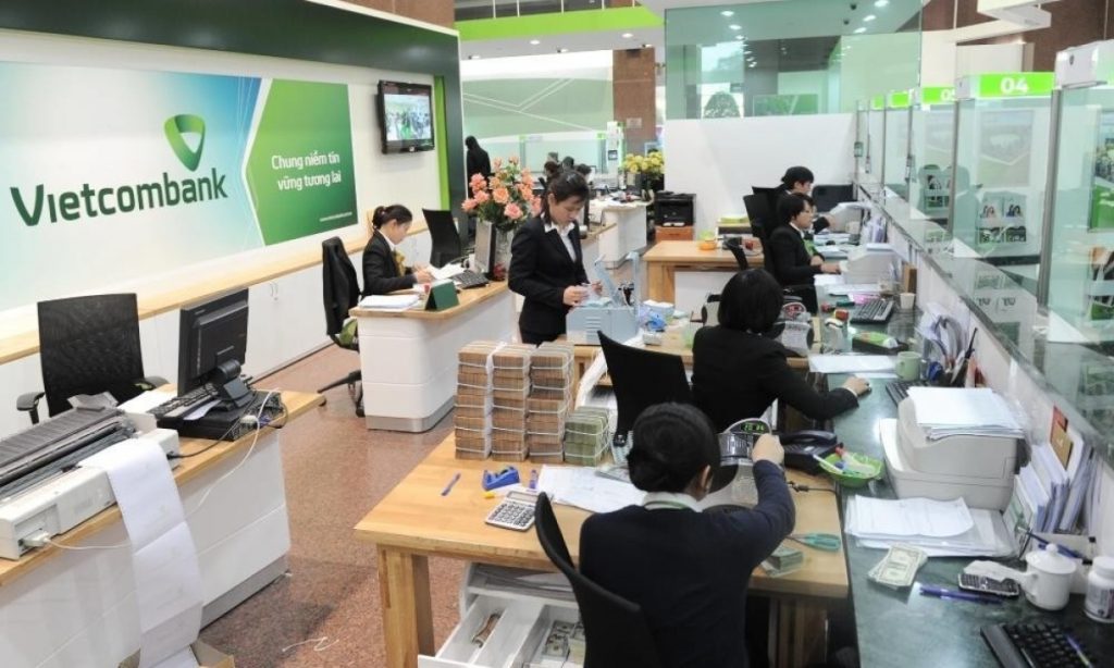 VietinBank dẫn đầu thu nhập lãi MB và Vietcombank tăng hơn 32