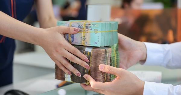 Sức nóng từ lãi suất vay hai chữ số và nỗi lo của người đi vay