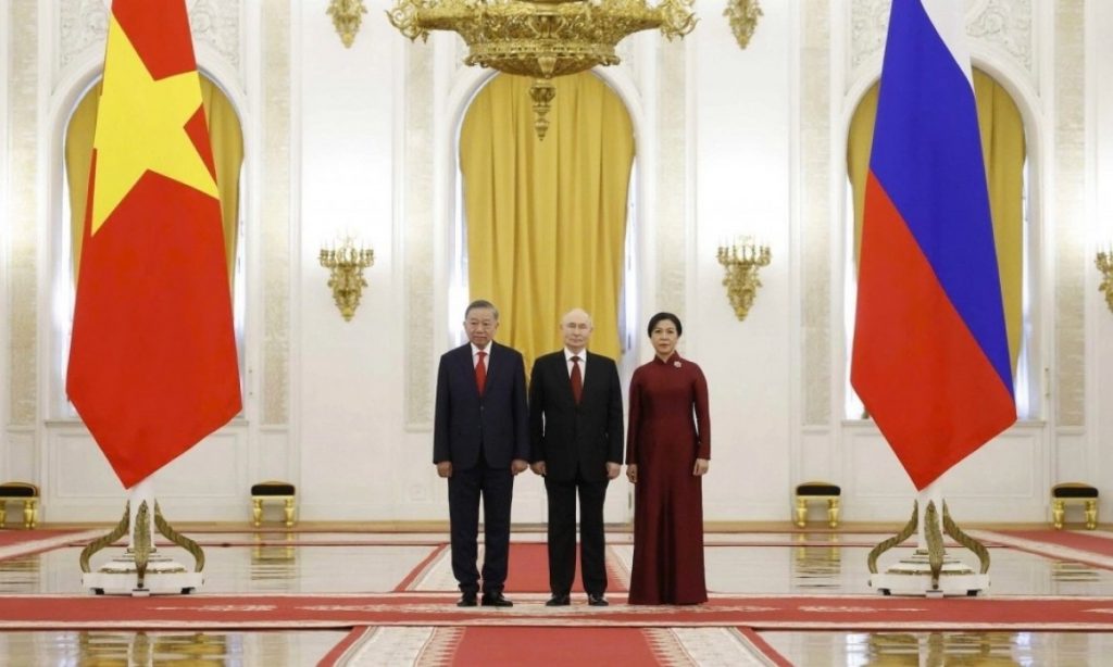 Tổng thống Nga Putin chủ trì Lễ đón Tổng Bí thư Chủ tịch nước Tô Lâm缩略图 Tổng thống Nga Putin chủ trì Lễ đón Tổng Bí thư Chủ tịch nước Tô Lâm
