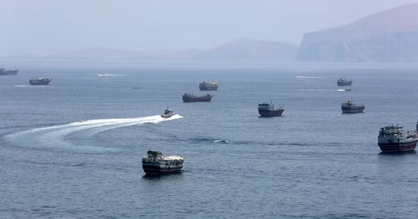 Mỹ: Lượng dầu vận chuyển qua eo biển Hormuz đạt mức cao nhất trong 6 tháng