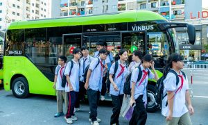 Quảng Ninh vận hành 50 xe bus điện đưa đón học sinh miễn phí