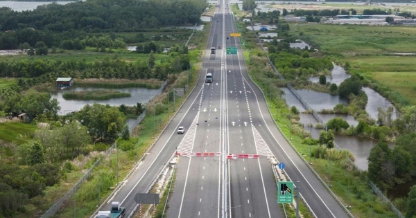 Cao tốc Bến Lức - Long Thành trước thông xe toàn tuyến
