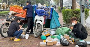 Hàng nhập khẩu trên 100.000 đồng có thể không còn được miễn thuế