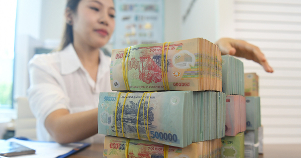 Giải ngân vốn đầu tư công sau 8 tháng đạt một nửa kế hoạch năm