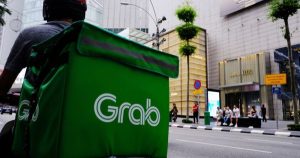 Cùng chạy Grab, tài xế các nước Đông Nam Á hưởng quyền lợi an sinh ra sao?